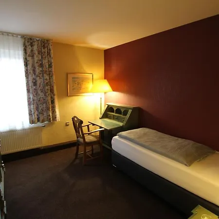 فندق Restaurant Zur Linde