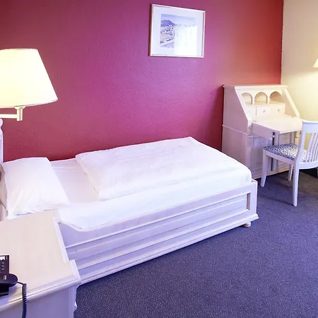 Ξενοδοχείο Restaurant Zur Linde