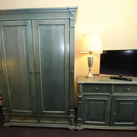 Restaurant Zur Linde فندق